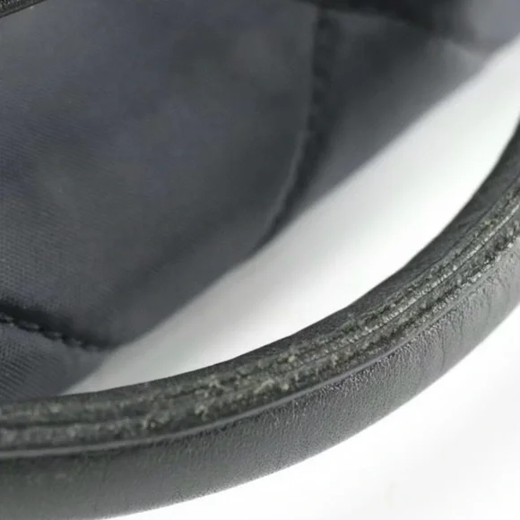 (RARE) Dolce Gabbana quilted nylon, leather trim with embossed accents “Duffle” - Picture 7 of 9